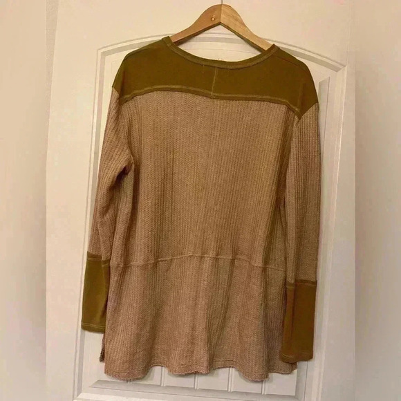 Urban Mangoz Boho style oversized high low waffle knit short sleeve top large - Picture 2 of 7